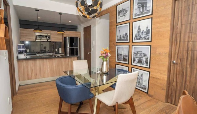 Chic Roma Norte 2BR | Pool, Gym & Great Location in Mexico City