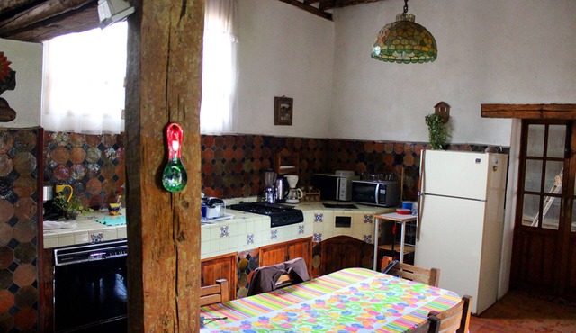 Comfortable and Cozy House of the XVII Century at 30 min. Toluca completely remodeled