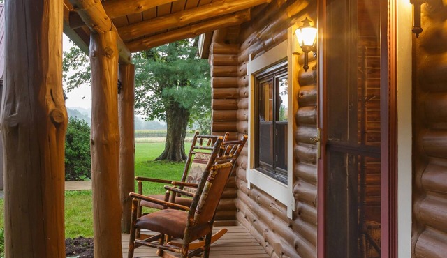 Cozy Cabin happiness in Narvon