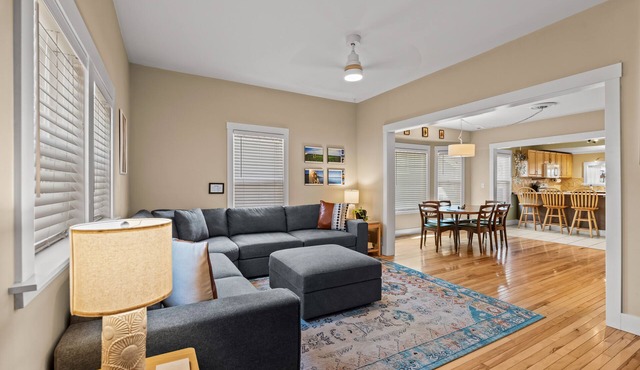 Cozy & Clean Home 2 blocks to Downtown, 3.5 mi. to base of Schweitzer! in Sandpoint
