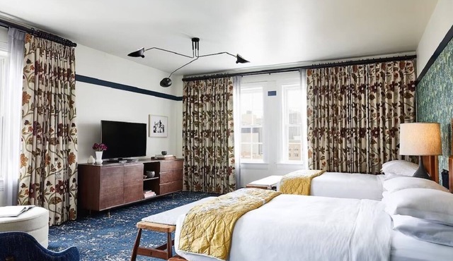 Cozy Corner Double at Revival Baltimore. Enjoy Prime Location & Amazing Amenities in Baltimore