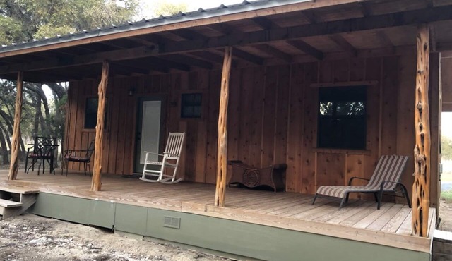 Deer Run Cabin, Utopia TX in Utopia