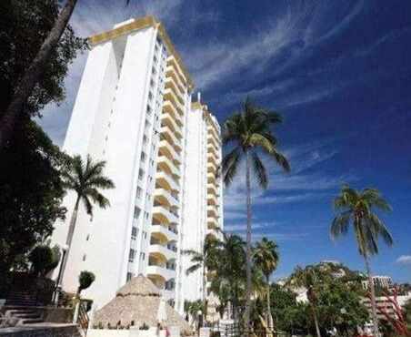 Departamento con vista al mar, albercas y juegos