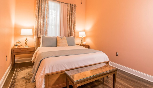 ❤️“Eclectic Bungalow” Walk to the White River & café in Cotter