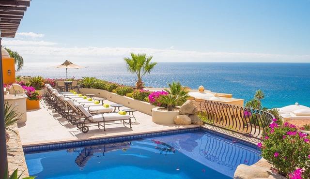 Elegant Pedregal Ocean View Villa w/Pool, Hot Tub & Pacific Ocean Views