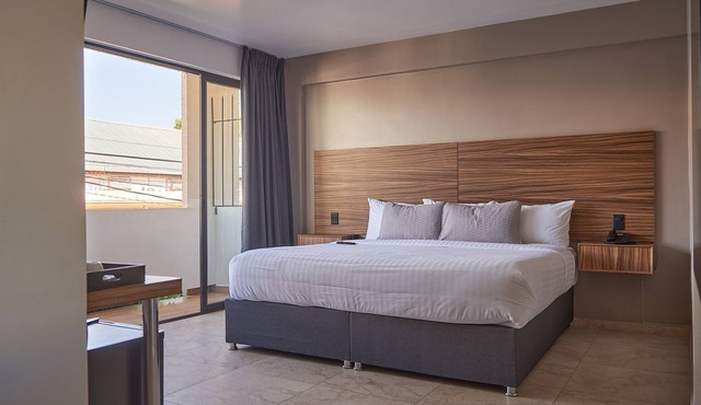 HOTEL GARCIA PERAL