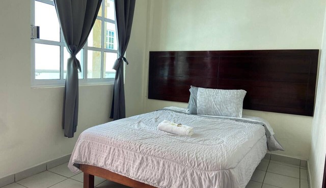 Hotel Leilani