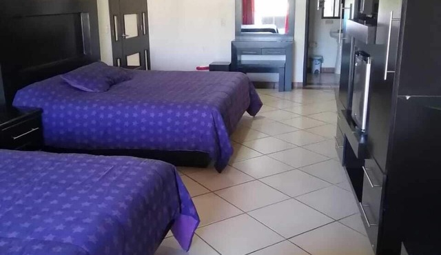 Hotel Peña Real