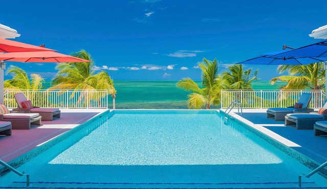 Kaia Kamina: Ultra Luxe Beachfront Estate in Cayman Kai in Cayman Kai