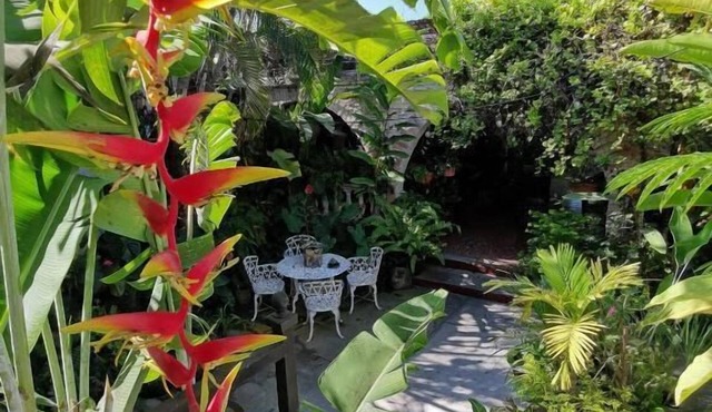 La Familia Hotel y Restaurante