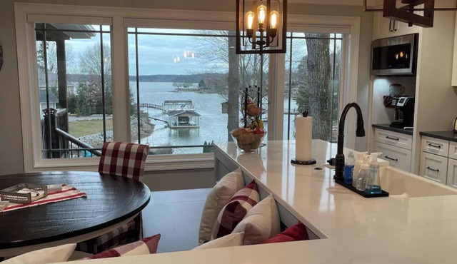 Lakefront home with private beach & gourmet kitchen in Sherrills Ford
