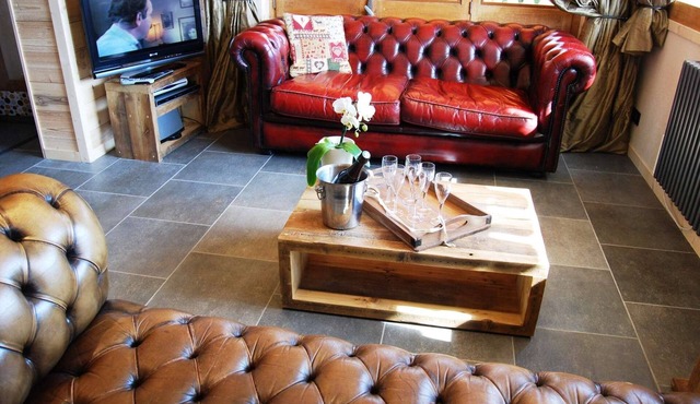 Luxurious Chalet 12 pers - authentic, sauna, close to ski slopes in Châtel