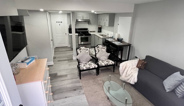 Luxury 2 bedroom 2 full baths rooms in Brampton