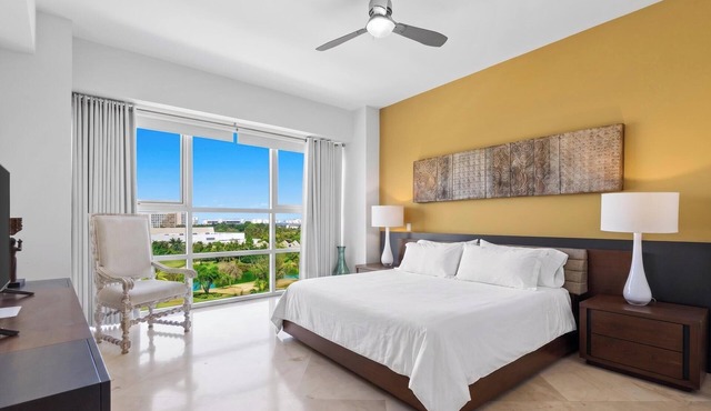 Luxury Beach Condo with Resort Access Vidanta