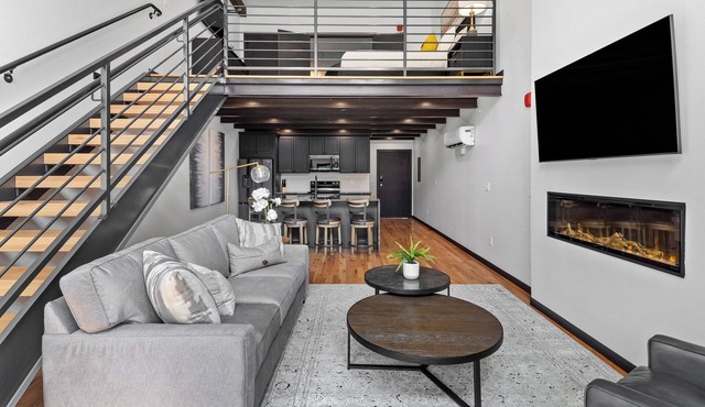 McGregor and Main Luxury Lofts in Hill City