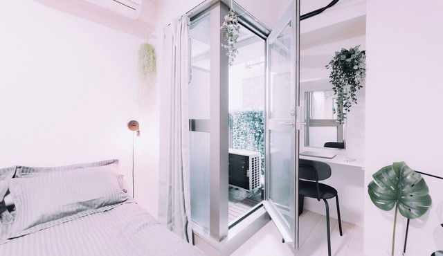 Minimalist Loft 902 in Osaka