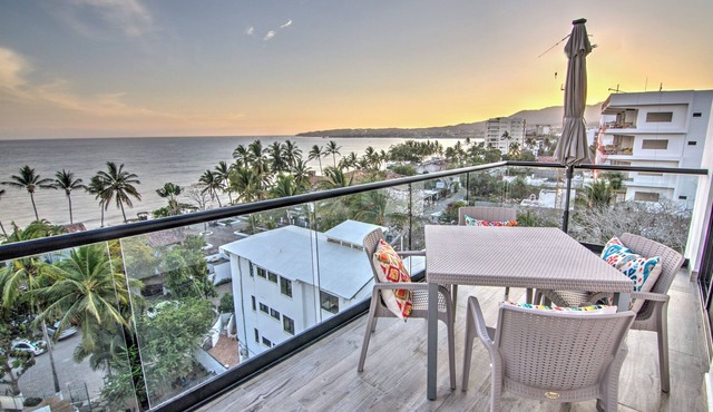 Oceanview Penthouse Condo in Sunny Bucerias