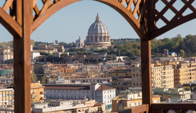 Panorama Penthouse Apartment in Rome