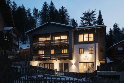 Pescosta Chalet Luxury Living in San Vigilio Di Marebbe
