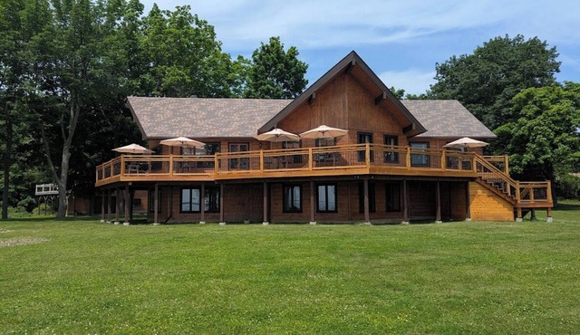Platoff Point Wolfe Island Paradise with gorgeous scenery of the 1000 Islands in Wolfe Island