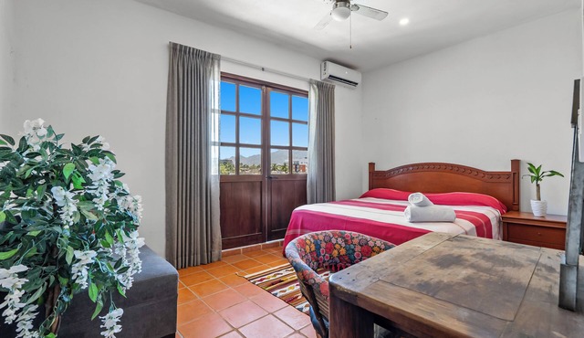 Private Boutique Hotel, Groups Up to 48 Guests