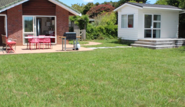 Relaxed Stay with Country Views in Whitford