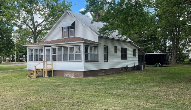 Rustic 3Bed 2Bath Home near Downtown PDC in Prairie du Chien