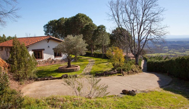 Stunning One bedroom Cottage in El Raso in El Raso