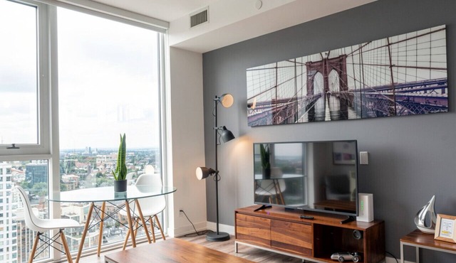 Stylished and Fully furnished 2BR in Toronto in North York