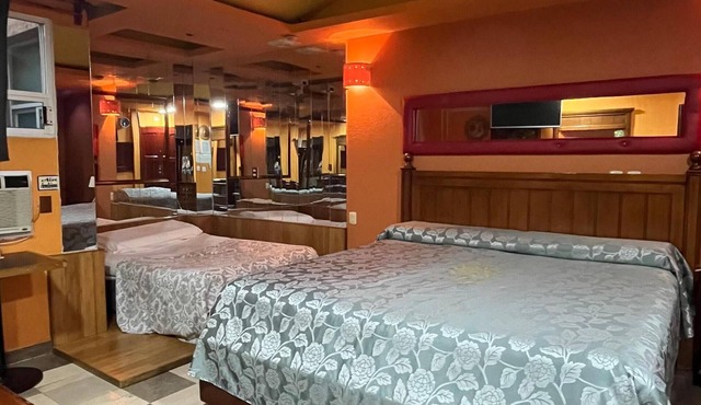 Suite Junior Real Azteca