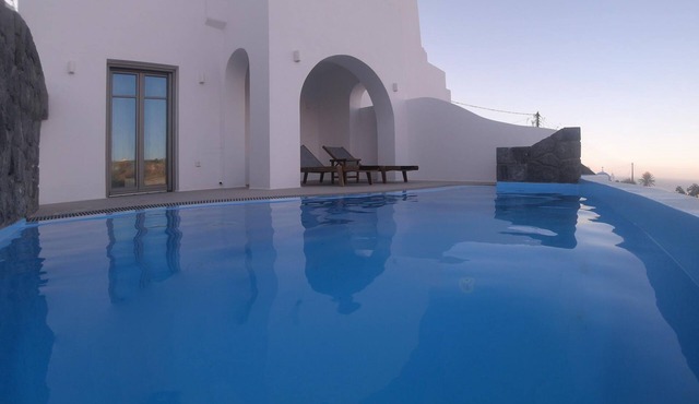 Suite Private Pool Agave in Vothonas