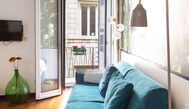 TrastevereHome - Central Monserrato House with Balcony in Roma