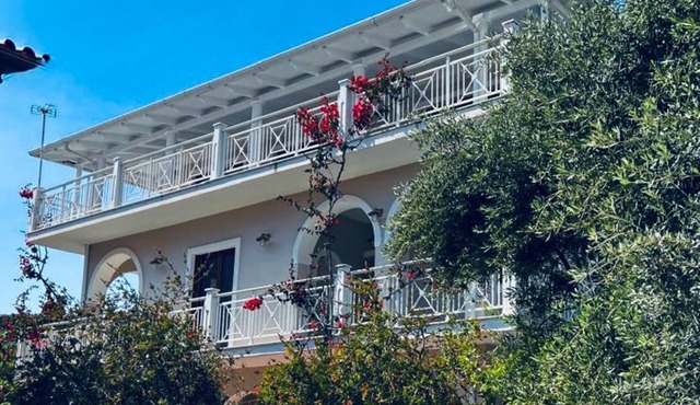 Villa Eleni - Open plan Suite (Ground Floor) in Alikanas