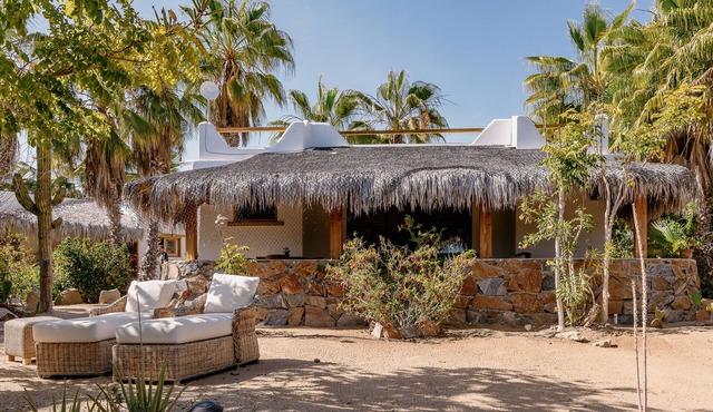 Villa Gardenia - Casa Cactus by the sea in Todos Santos