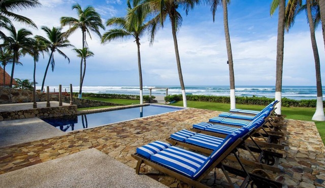 Villa near beach with ocean views