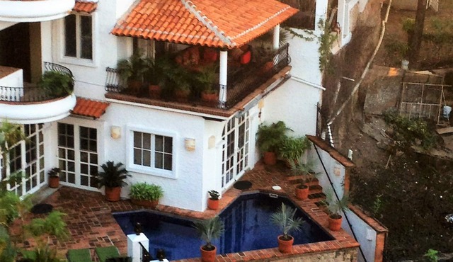 Villa Rosa, Romantic Zone, Your Own Maid and Chef, Heated Pool