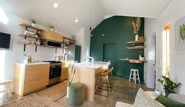 Walkable Modern Retreat in Portland