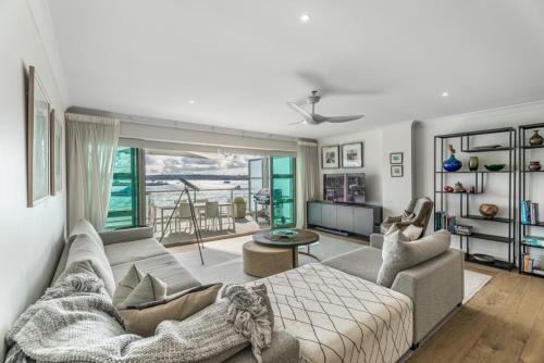 Waterfront Escape, Princes Wharf with Carpark in Auckland