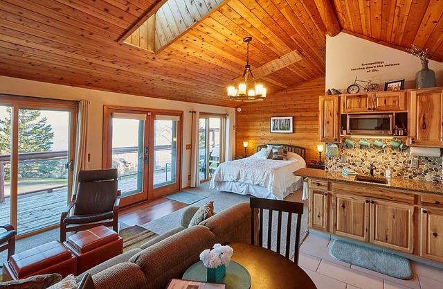 Cozy Schroeder Deck 