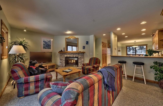 Snow Creek Village 