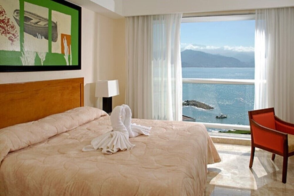 Isla Iguana Apartment | Mayan Palace Puerto Vallarta - Royal Suite Grand Luxxe 1Br