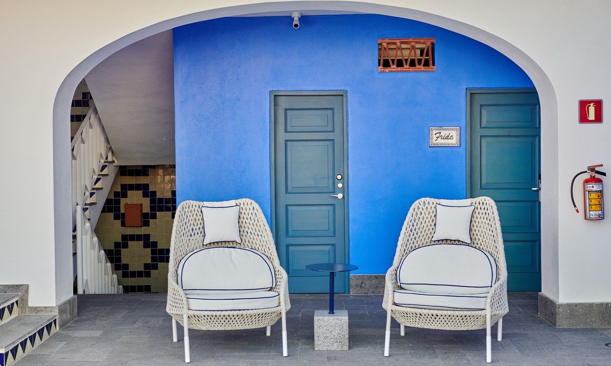 Conchas Chinas Hotel | Hotel Boutique Luxury Patio Azul