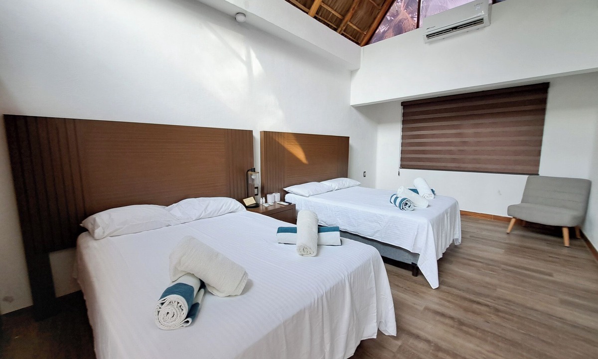 Aticama Hotel | Hotel Chiringuito de Palo