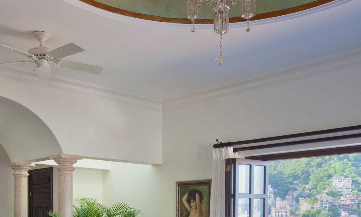 Downtown Puerto Vallarta Hotel | Casa Kimberly - Near Malecon