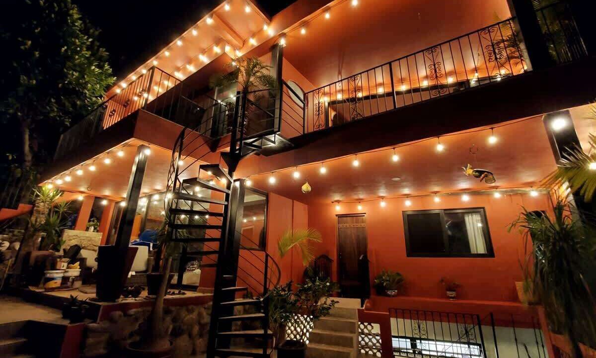 Cerro Apartment | Miguel's Mirador: Bay-View Studio, Private Hammock Terrace, Heated Pool