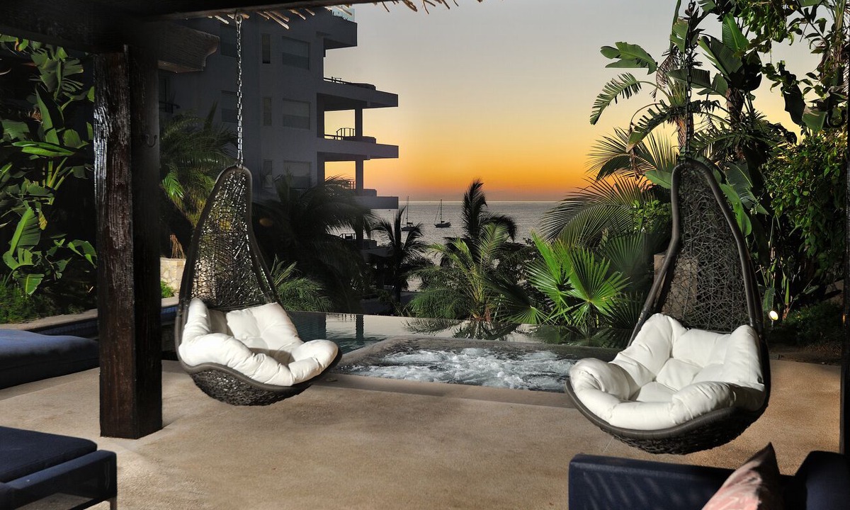 El Medano Ejidal Condo | 3rd Night Free- Luxury 3.5 BDR w/Private Pool, 5-Star Service, Resort Amenities