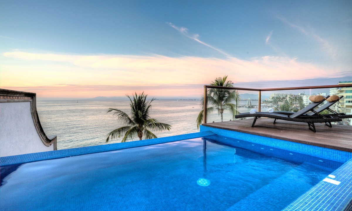Amapas Condo | Best location right on Los Muertos beach, Sky Suite D