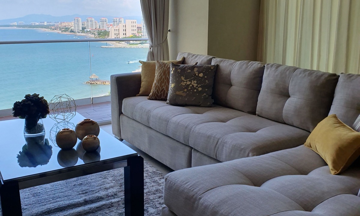 North Hotel Zone Apartment | Condominium with the best amenities in Icon Puerto Vallarta in front of the sea