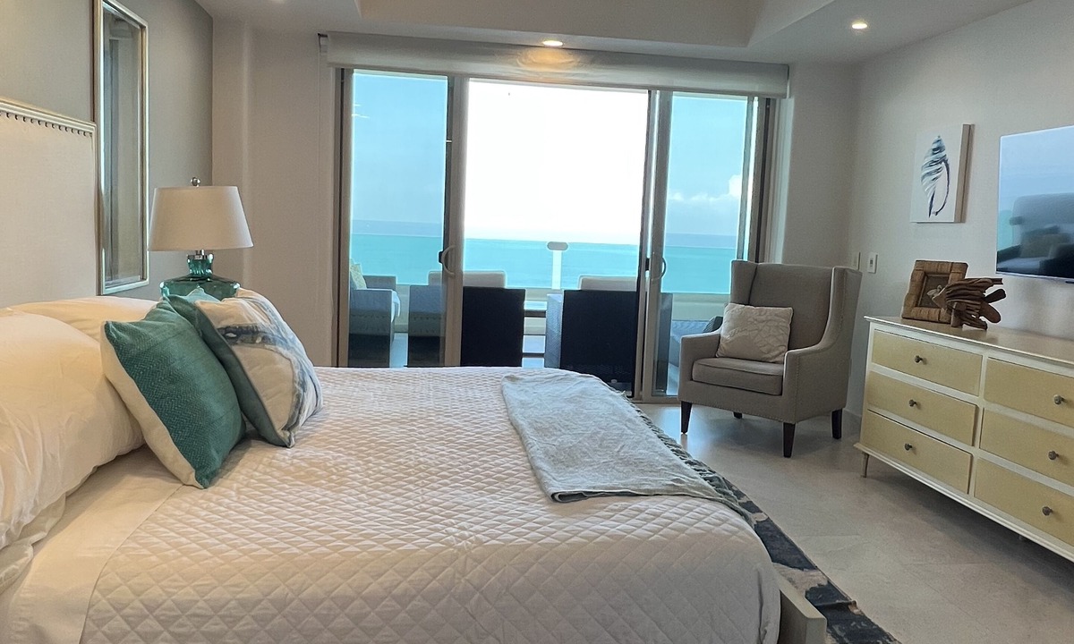 Nuevo Vallarta Condo | Spectacular, Jaw-dropping vistas from this 9th floor direct beachfront condo!
