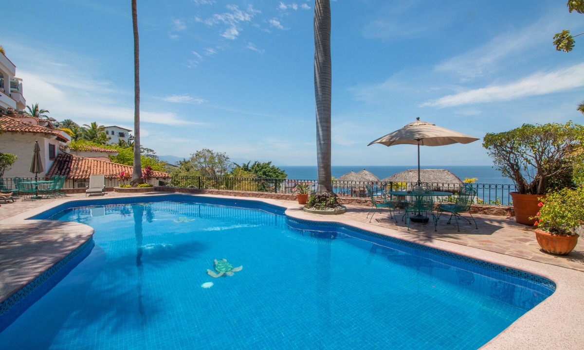 Amapas Condo | Ocean View in Estrellita Del Mar 202 2BD Condo for rent in Amapas, Puerto vallar